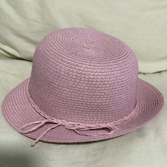 D&Y Purple Pink Women's Paper Straw Cloche Hat - Picture 1 of 6